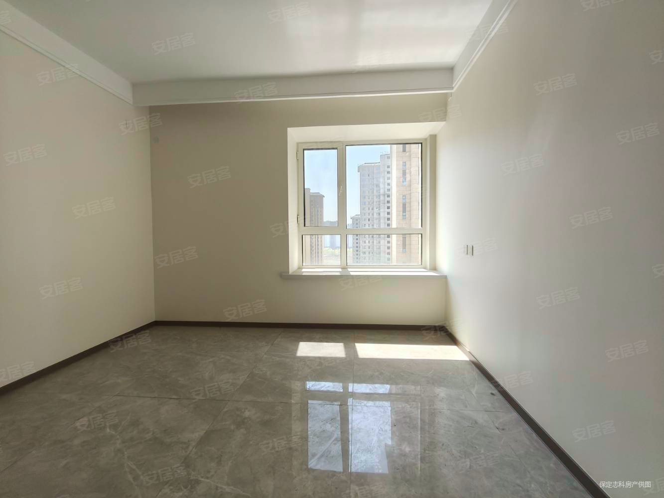 中国府3室2厅2卫127㎡南北139万