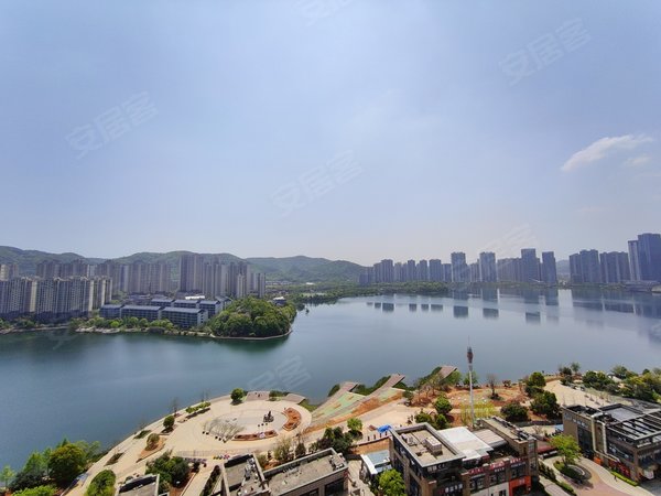 长沙岳麓梅溪湖北中建梅溪湖中心梅溪湖办公好房!带办公家具!