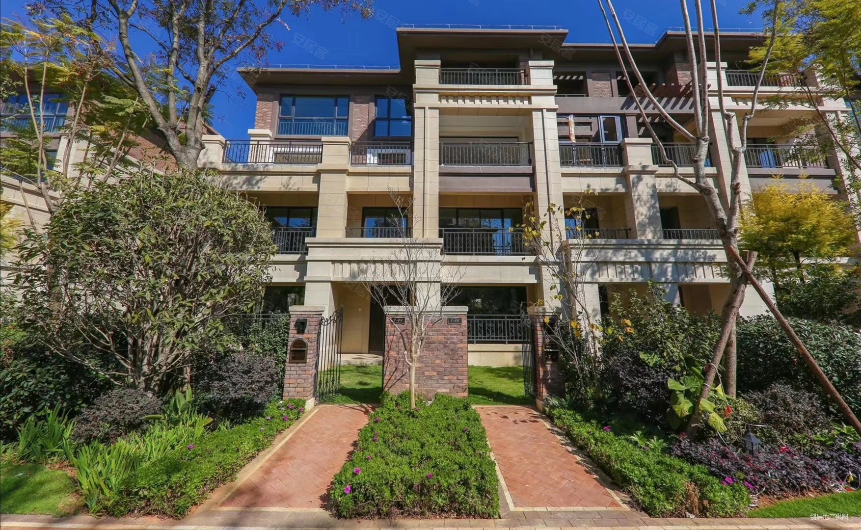 开春特惠,滇池俊府(别墅)二手房,1320万,5室4厅,5卫,580平米-昆明安居