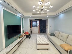 泰州姜堰罗塘三水 体育公园旁边 嘉和丽苑现代风装修三房 中央空调 首租出租房源真实图片