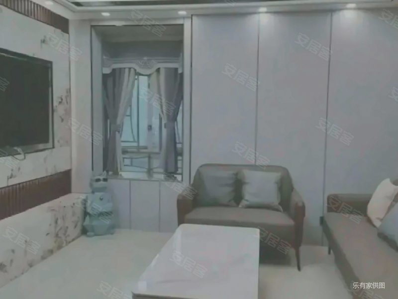 华富广场 5楼看花园 可按揭公积金 业主包税 6折出 随时看