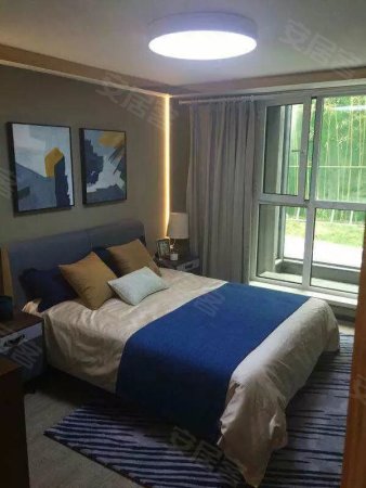 远洋7号 精装loft 紧邻2环 通透户型 欢迎来电