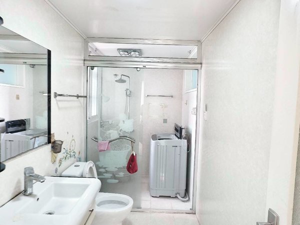 蚌埠禹会张公山瑞成小区A区瑞城小区电梯房两室家具家电齐全1100元有钥匙随时出租房源真实图片