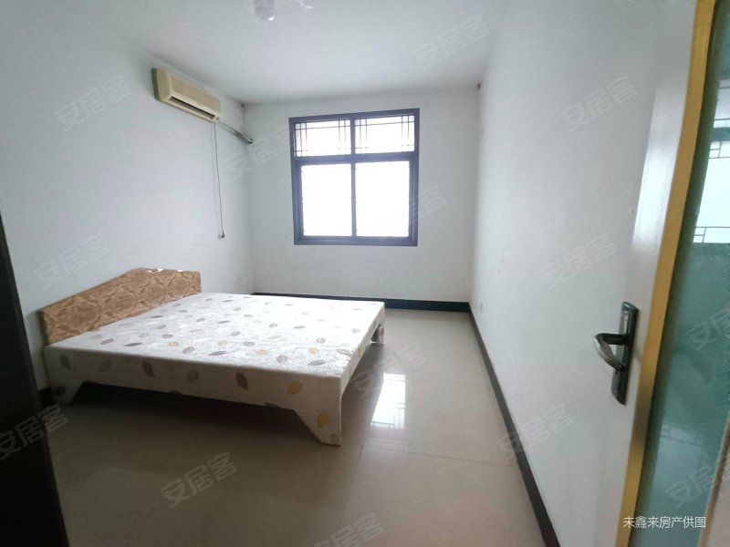 急售49w实验运中瑞金公寓大三室送储藏室