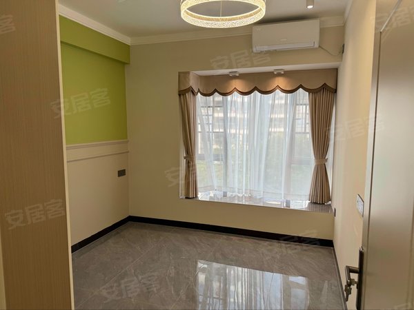 广州花都新区凤凰御景凤凰御景 南北对流豪华四房出租 牛剑幼儿园