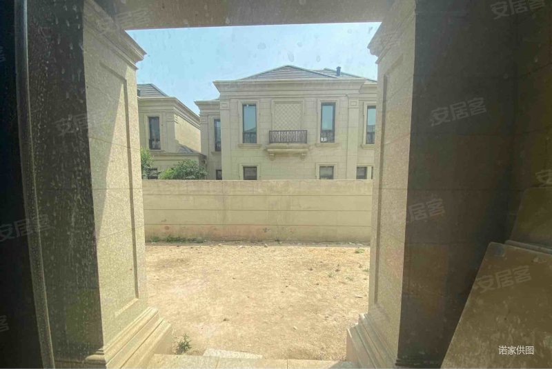 融创半湾半岛(别墅) 房龄新 出行方便 近地铁