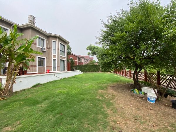 上海松江泗泾佘山银湖别墅佘山银湖独栋!