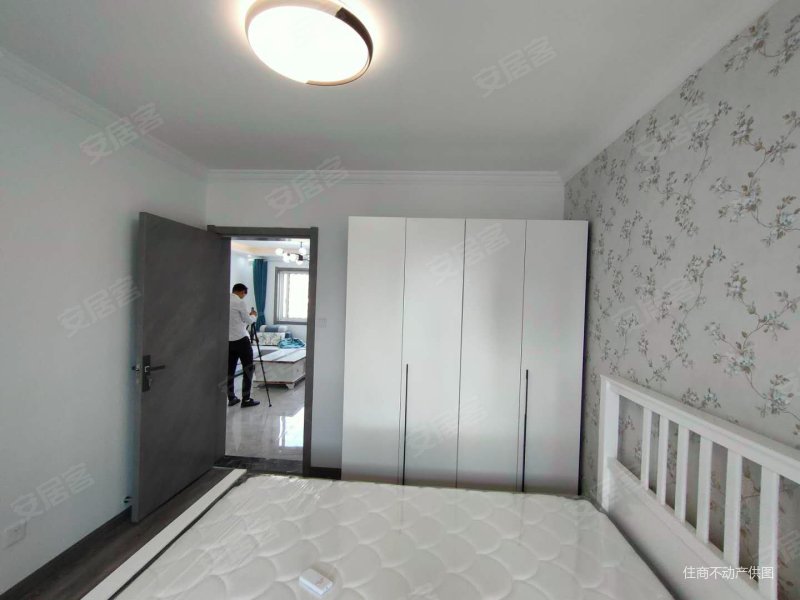 上海房产网>上海二手房>青浦二手房>徐泾北城二手房>通用昱慧苑>800