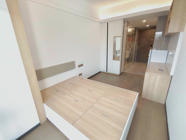 深圳龙华美丽365花园佳兆业通达汇轩(商住楼)清湖地铁口附近.