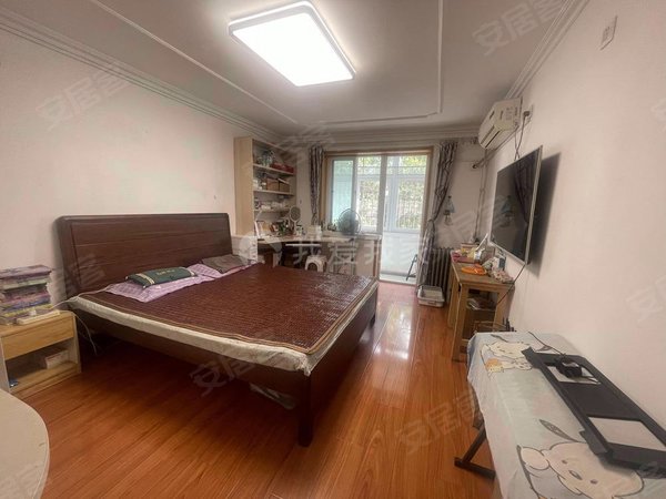 北京海淀五道口展春园小区整租  五道口  展春园小区  3室1厅出租房源