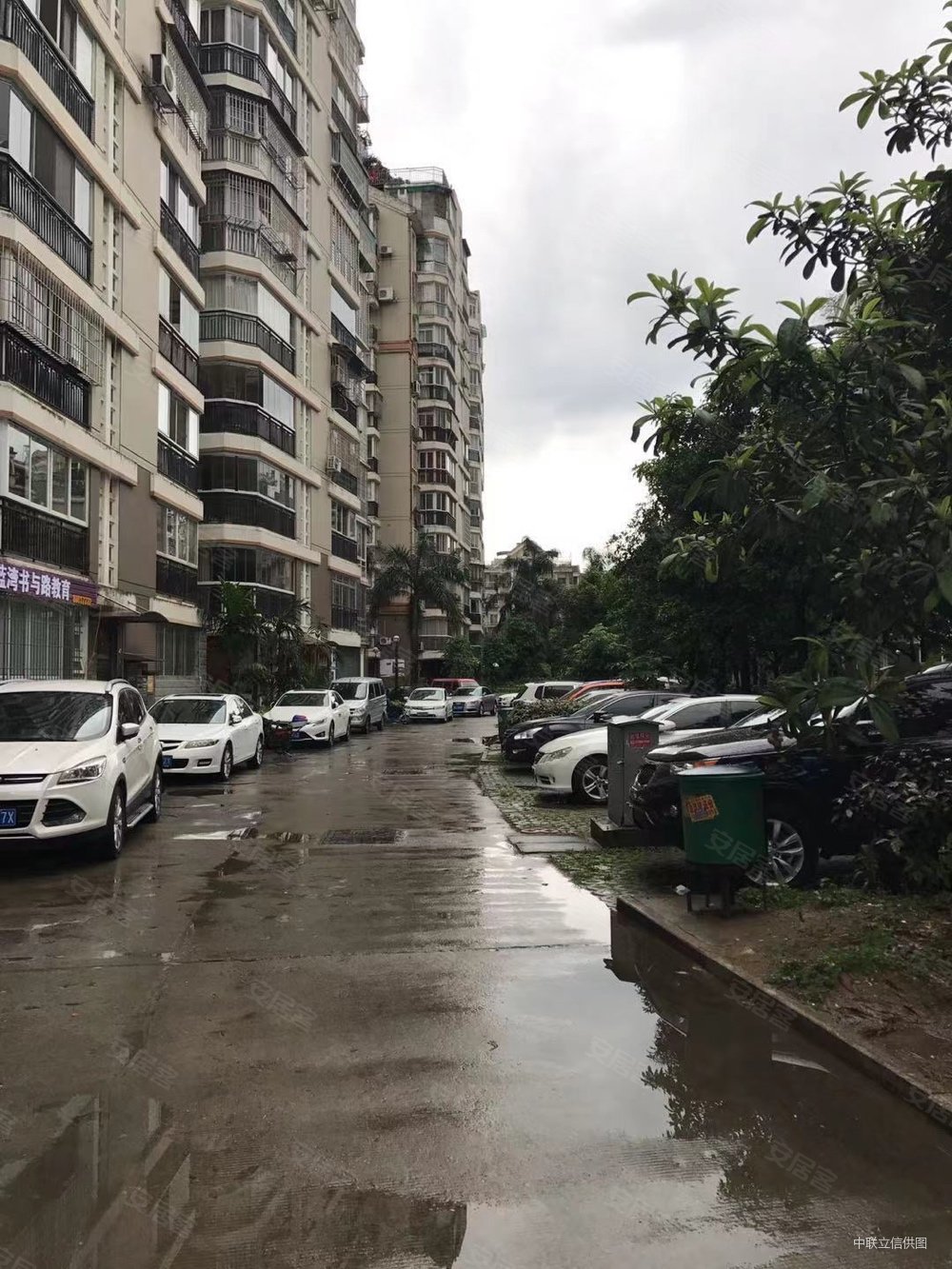 光明港地铁房实华蓝湾雅境大三房居家精装修可拎包即住