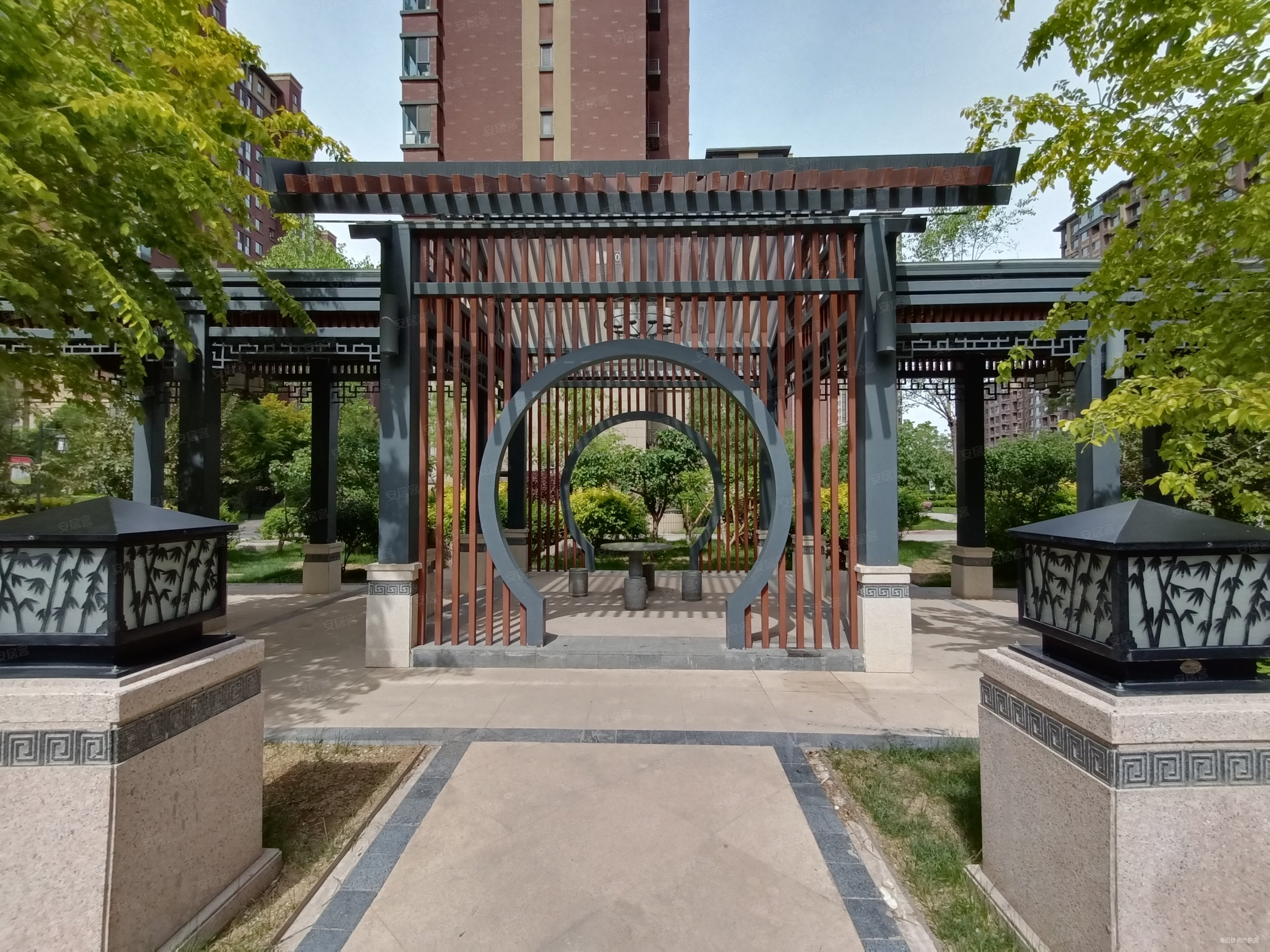 玺云台北区小高层 9楼 四室双卫 位置好带车位 密码锁随时看