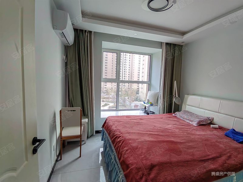 东冠逸品龙湾8623平77万可议3室2厅1卫