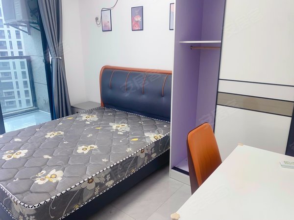 杭州临安临安城区印象苕溪城印象苕溪城 隔断房 带阳台 厨房公用 地铁