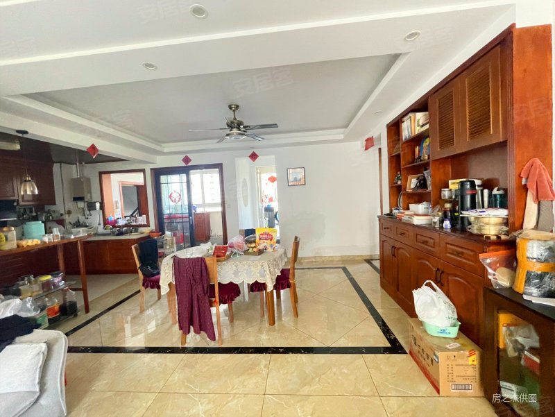 江南坊洋房140平3室2厅2卫145万南北通透户型