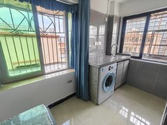 深圳宝安领航城(核验成功)近固戍地铁 精装修 品牌公寓 南北通透出租房源真实图片