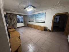 泸州江阳大山坪很高3室2厅的户型，采光通透价格亲民。出租房源真实图片
