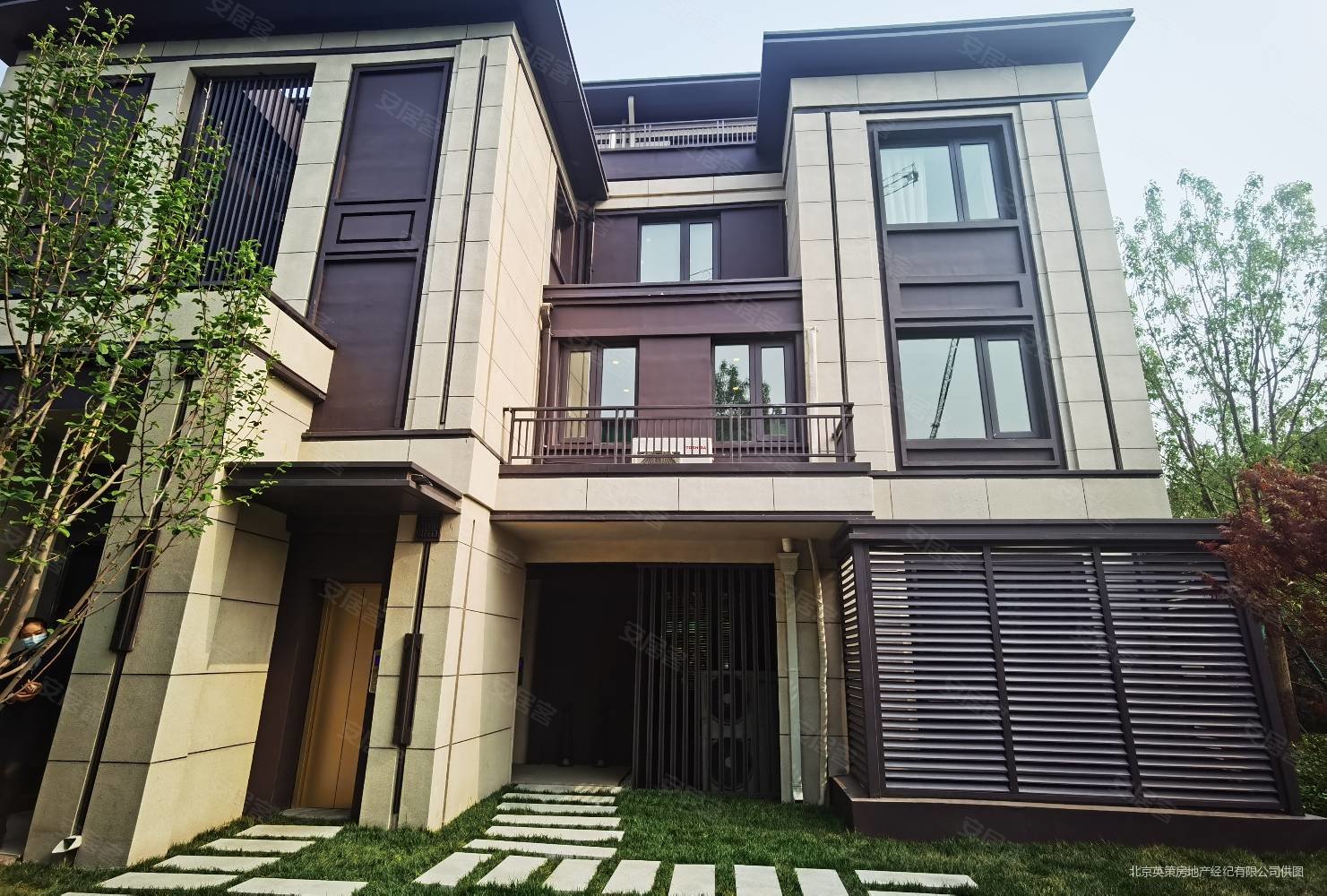 05低密采育别墅区! 独立私家电梯!售楼处直销 专车接