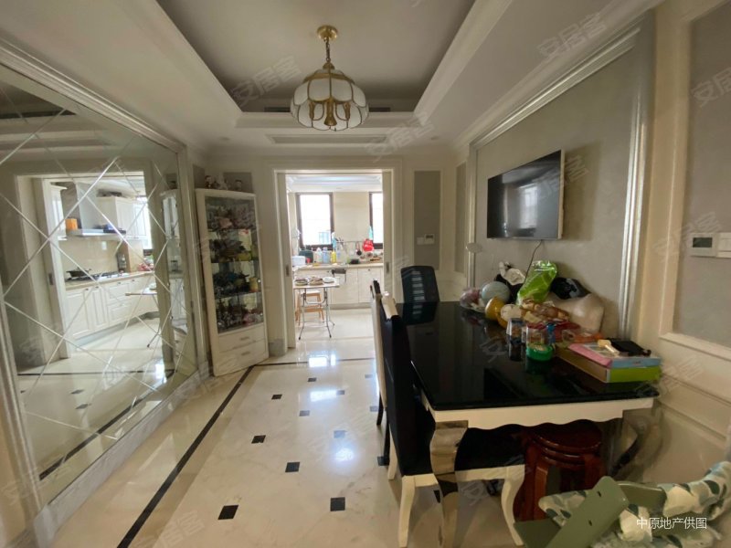 新城碧翠南北通透两房两卫看房方便带产权车位带储藏室