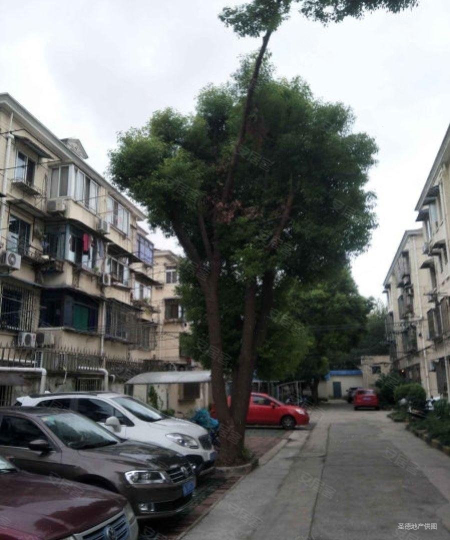 航鹰小区精装两房边套全名高少有户型房东急售