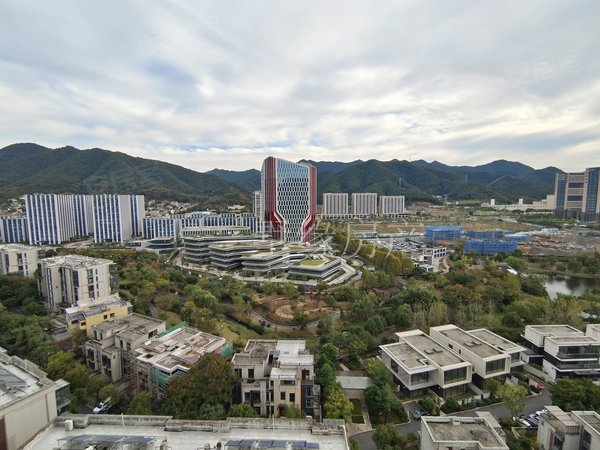 杭州富阳银湖富春硅谷麓园(公寓住宅)地铁旁 硅谷麓园精装三室 户型