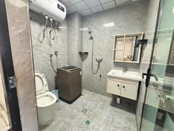 金华东阳东阳市中心焕山村自建房银泰  轻轨站附近价格实惠出租房源真实图片