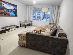 六盘水钟山钟山大道荷城花园，步梯2楼，4室2厅1厨1卫，1100一个月出租房源真实图片