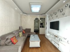 亳州利辛利辛城区两室电梯房精装修，家具家电齐全，拎包入住出租房源真实图片