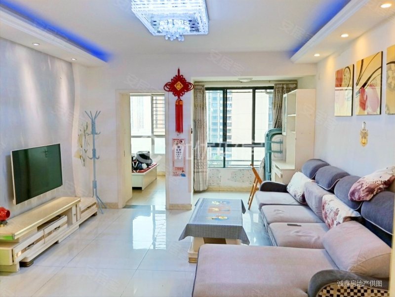 西郡英华二期 68w 精装2室 领包入住 车位另算2w