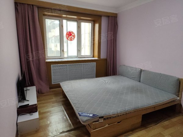 哈尔滨道里建国街建国怡园小区建国公园附近3楼使用27米一室一厅月租