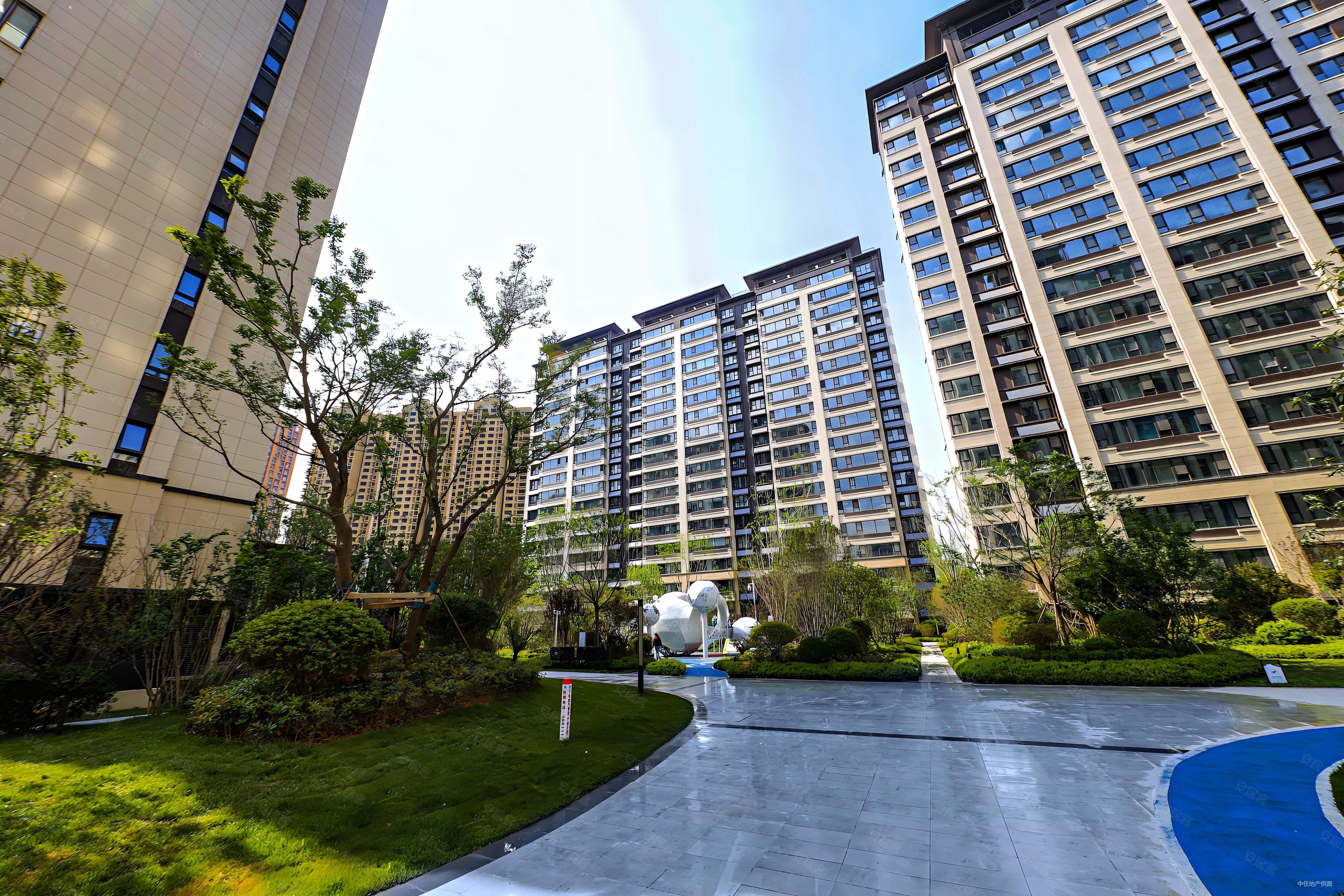 祥泰城文峰园3室2厅2卫136.4㎡南北190万