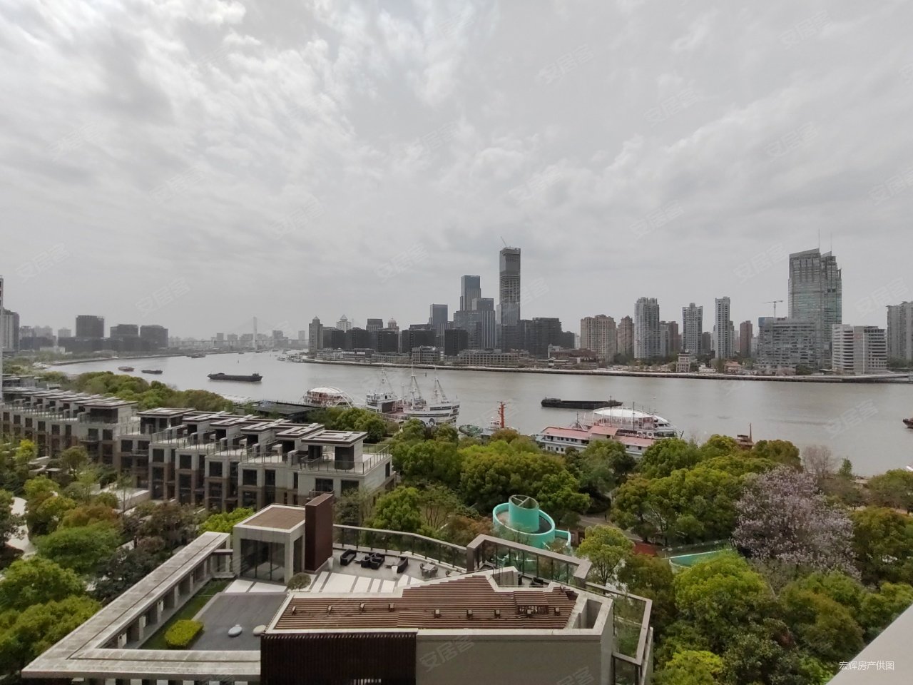 滨江凯旋门!高区一线江景,小区只此一套,送车位,税费各付