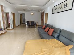 绵阳游仙科学城英才学校附近.东原香屿精装四室两厅两卫出租..出租房源真实图片