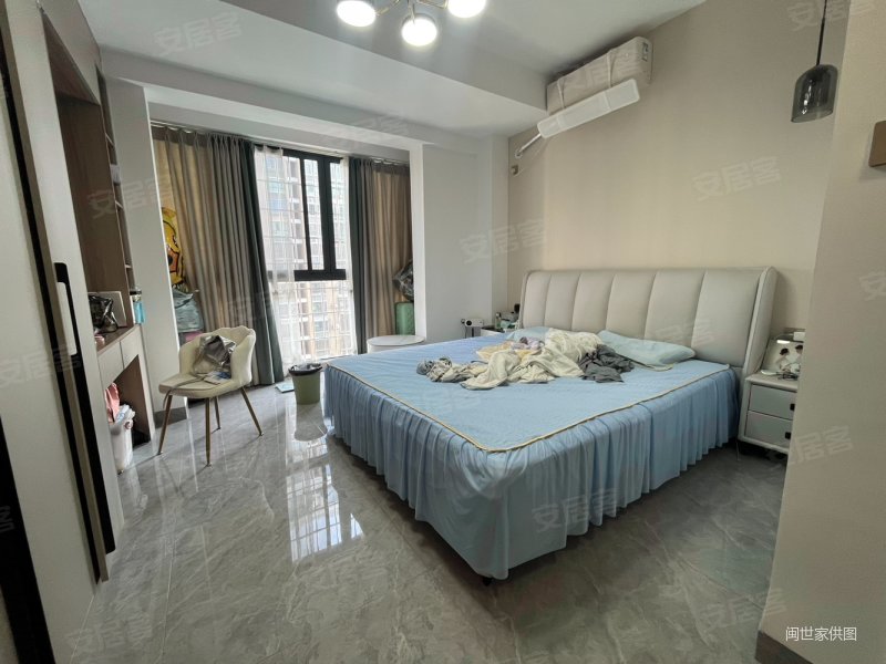 乐海旁 同城四季精装四房 楼中楼 brt 地铁