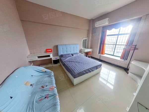 广州花都新区雅乐轩雅乐轩 6室2厅4卫 265平 豪华装修 南北通透出租