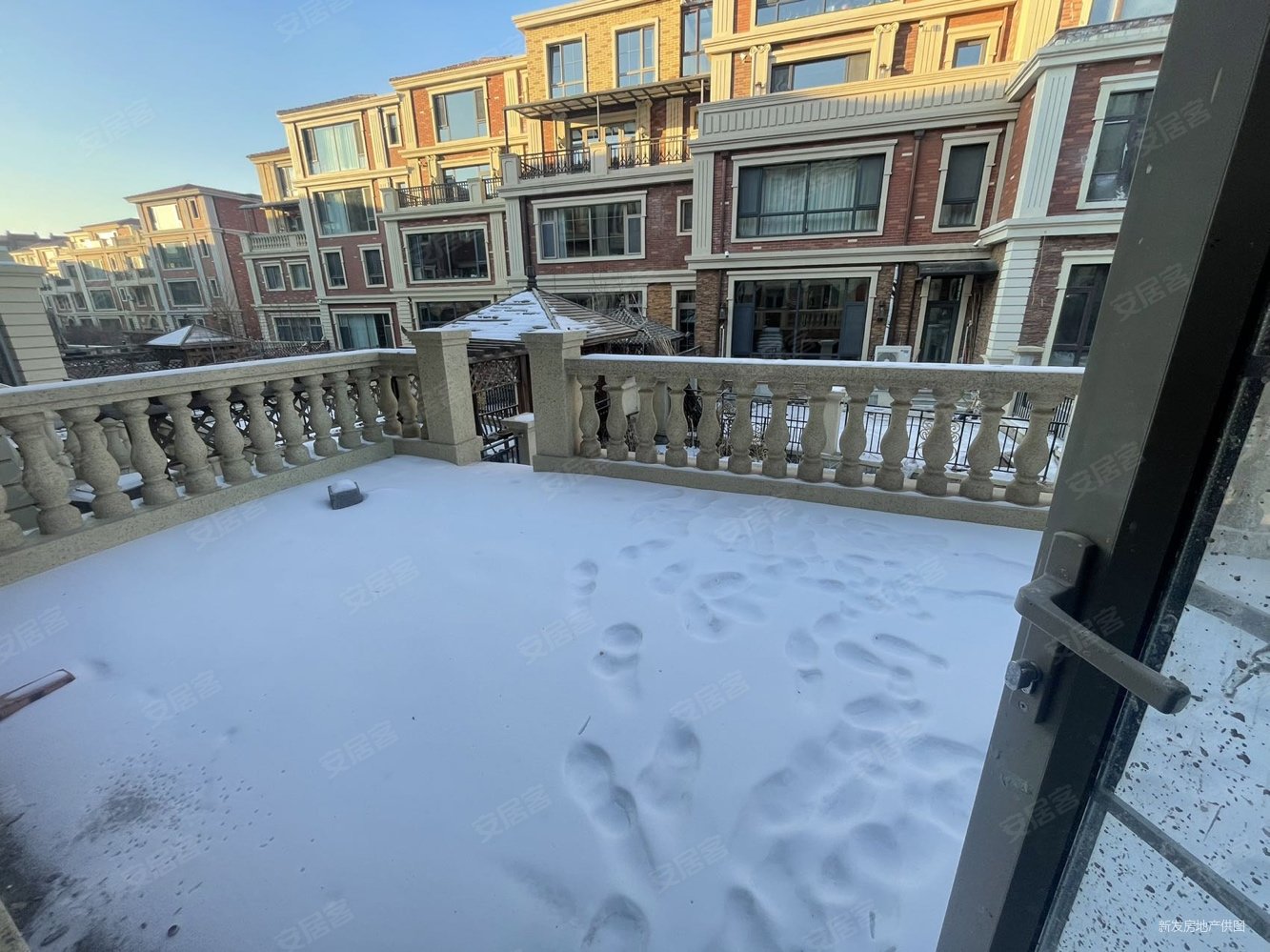 御翠园联排别墅东边户 套内使用面积550平 土建已经完成