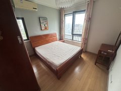 苏州工业园东沙湖(民用水电女生多)一套都在 0甲醛 朝南采光好 干湿分离出租房源真实图片