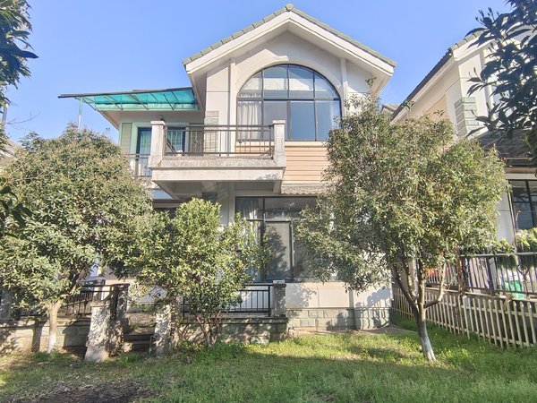 杭州富阳银湖秀水山庄秀水山庄 4室2厅3卫 266平 南北通透出租房源