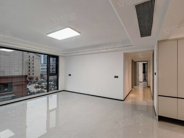 金华东阳东阳市中心朝阳大众华府您没看错 精装修4室 出租。全新家具 真的很靓眼出租房源真实图片