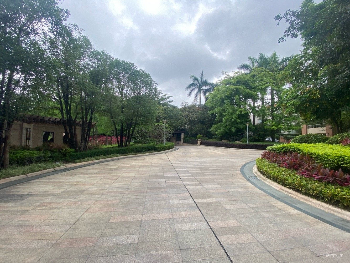 座北朝南 望湖景,天颐华府二手房,2500万,5室3厅,6卫,392平米-广州