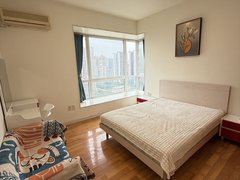 重庆江北观音桥观音桥好吃街A区,龙湖北城天街,可短租一个月免押金,包物业出租房源真实图片