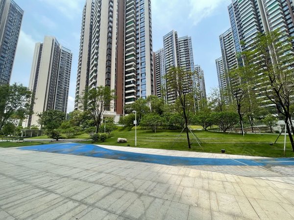 深圳宝安流塘尖岗山壹号花园尖岗山壹号花园,全新小区,舒适安静,免