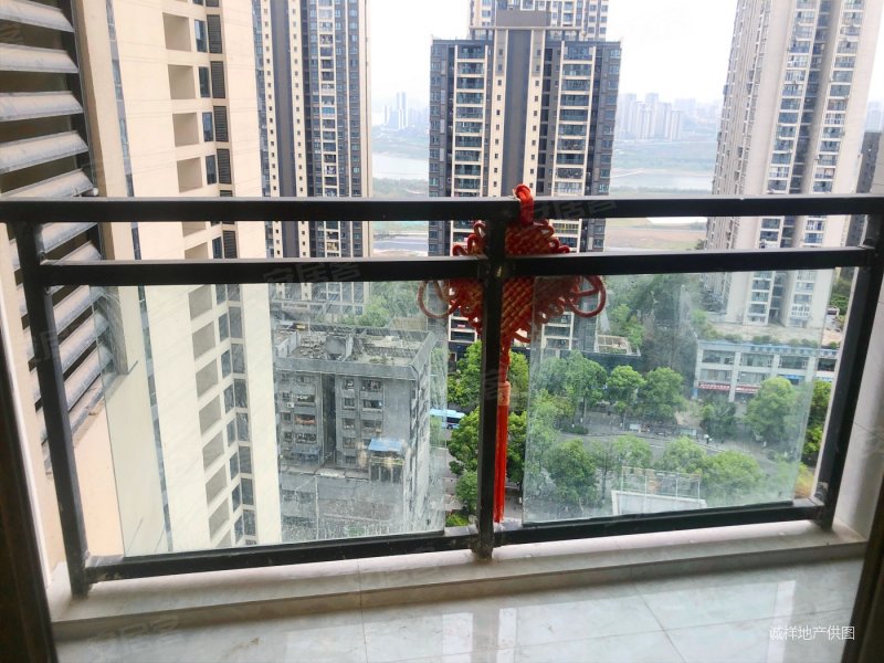 华润凤凰城 看江精装修正规两房 商业配套成熟,华润凤凰城二手房,73万