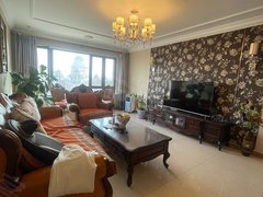 抚顺李石开发区顺安路恒大 三室一卫，精装修，南北通透出租房源真实图片