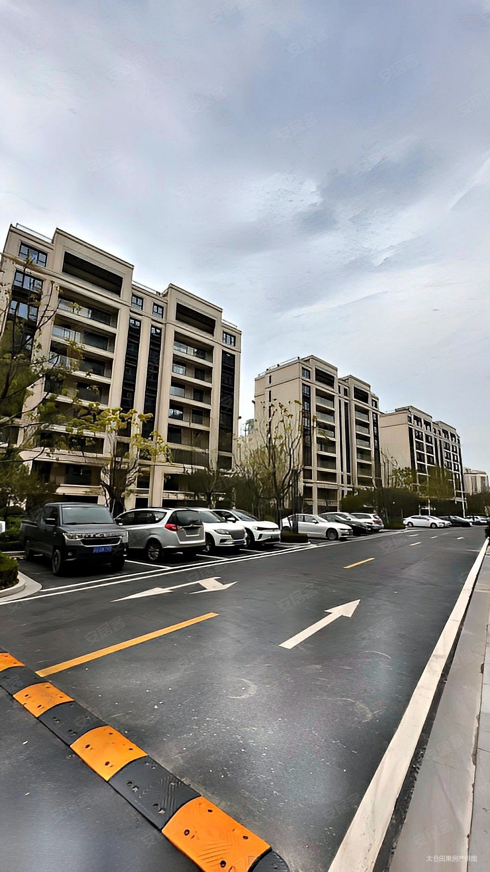 万达旁边金地阅峯电梯房车位充足次新小区商品住宅板楼