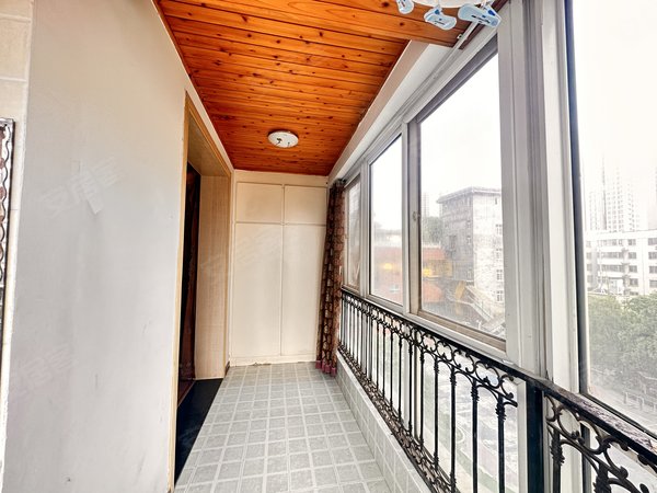 西安新城东五路铭湖景园临近地铁  大明宫遗址公园 万达 火车站  康复