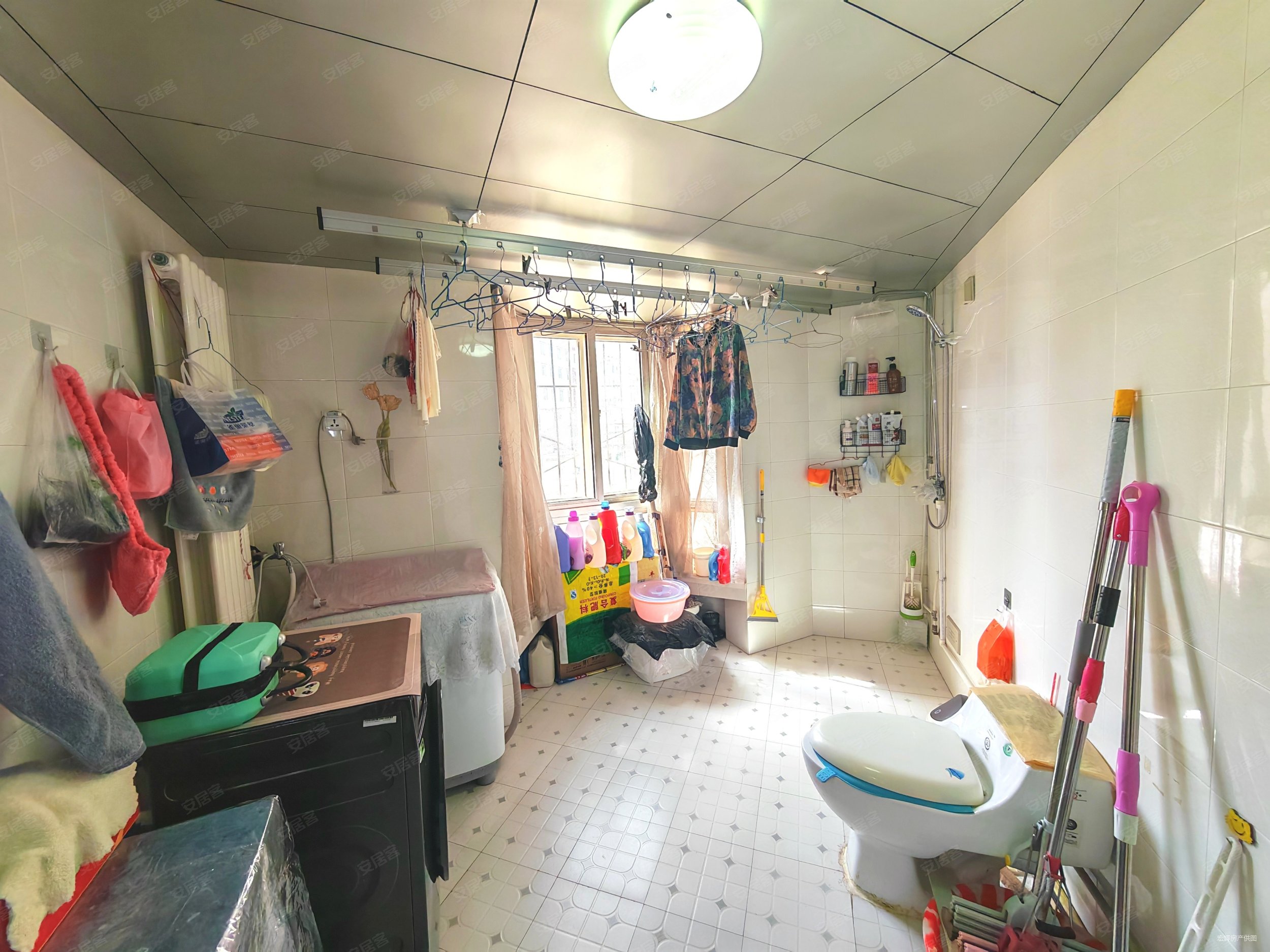 龙源叠翠3室2厅2卫147.81㎡南北76万