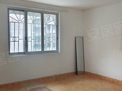 桂林叠彩沃尔玛北极广场十四中旁边,中山北路93号,2房1厅3楼600元出租房源真实图片
