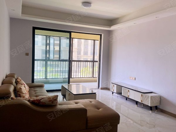 泉州石狮石狮泰禾广场石狮旭辉城精装三房 .家具齐全 .