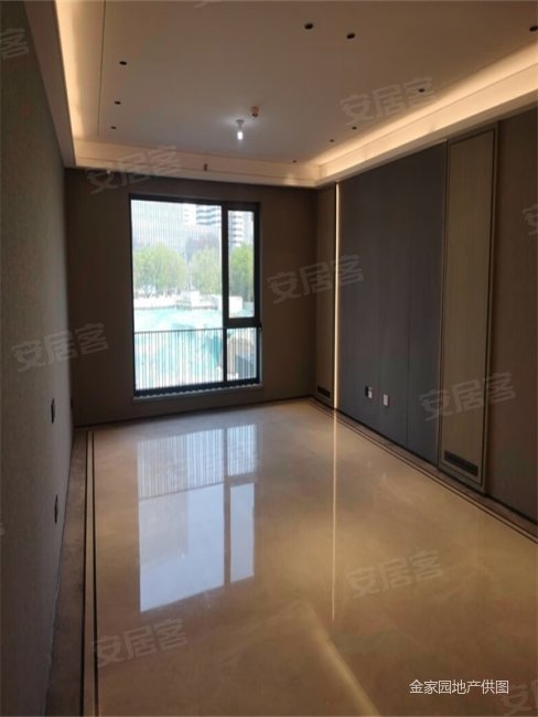 1264w 丽都悦府 三室一厅 法拍房